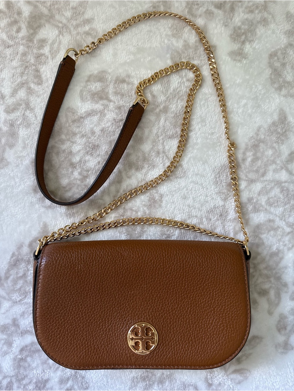 NEW Tory Burch Chelsea Small Tan Pebbled Leather Bag Gold Chain Crossbody